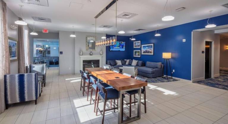 Scholar State College, Tapestry Collection by Hilton — photo 3