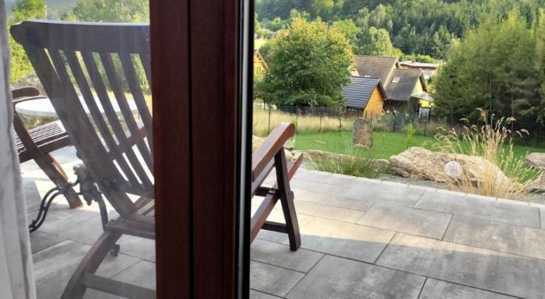Holiday apartment with grill, yard & terrace — photo 3