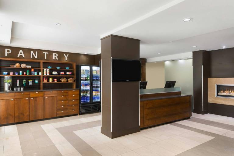 Four Points by Sheraton Surrey — photo 3
