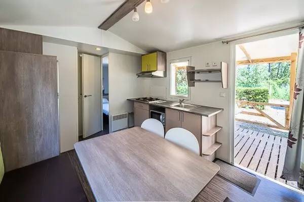 Campsite Spina Family Camping Village - Mobile home Classic 2 bdr. 4/6 pers. Covered Decking A/C — photo 3
