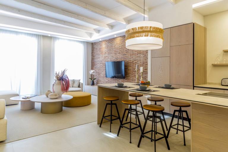 Rental apartment with patio | City view | Perfect for remote work — photo 4