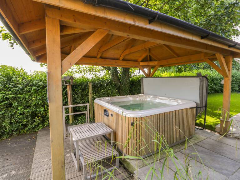 Family-oriented cottage with yard, sauna & BBQ | Pet-friendly — photo 5