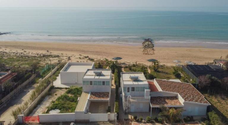 Beautiful rental apartment with barbeque & yard | Next to the beach | Pets allowed in Scicli