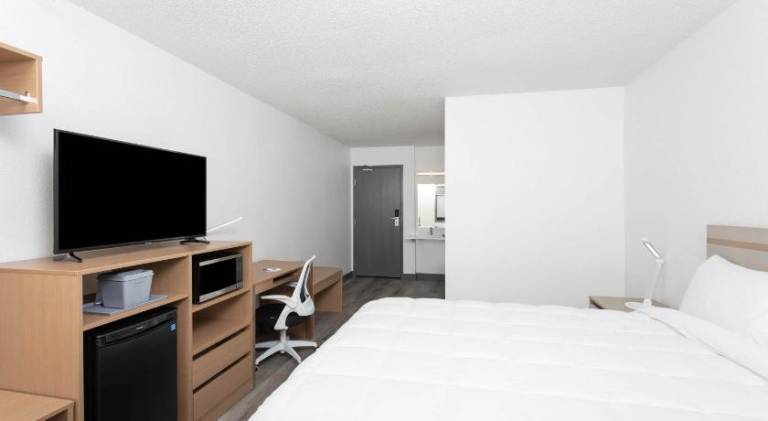 Travelodge by Wyndham Elkhart — photo 2