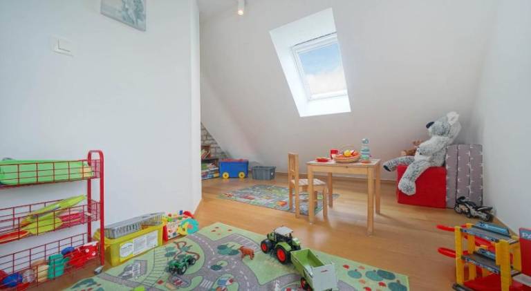 Holiday apartment with 3 rooms for 8 persons — photo 5