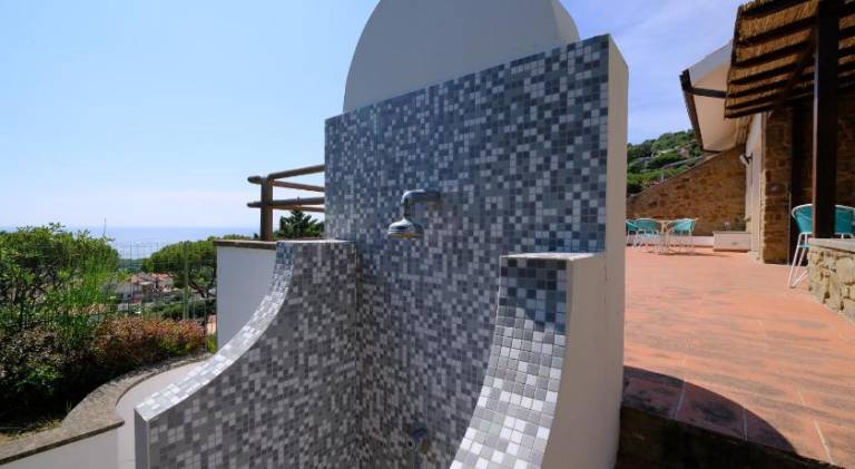 Villa with 4 rooms for 6 persons — photo 2