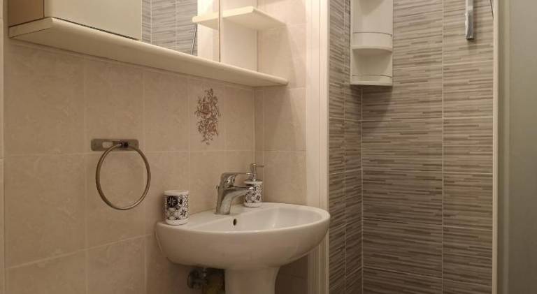 Apartment with 1 room for 4 persons — photo 2