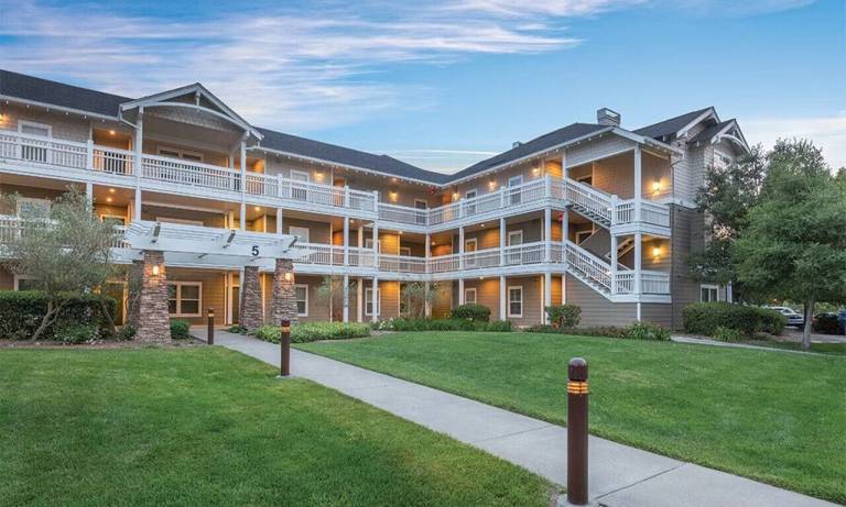 Condo  Fulton