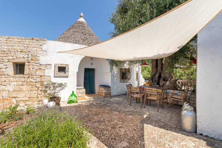 Villa Trulli Colle Specchia with Private Pool Surrounded by Nature — photo 2