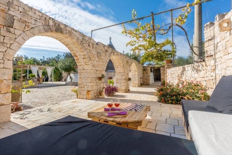 Family-oriented beautiful villa with garden & private pool | Pets allowed — photo 5