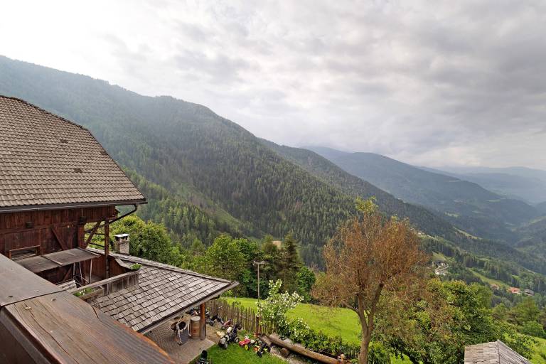 Apartment 'Galtinerhof Almstadel' with Mountain View, Shared Terrace and Wi-Fi in Naz Sciaves