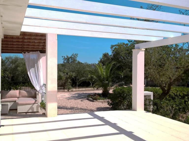 Villa with terrace & yard in Manduria