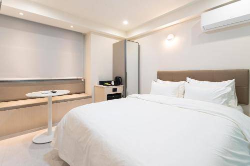 Motel Gangseo-ro