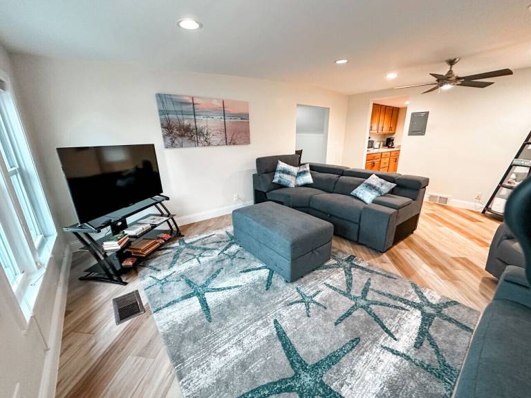 Apartment  Bay City