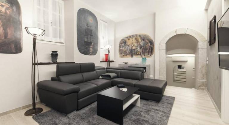 Apartment with 2 rooms for 5 persons — photo 4