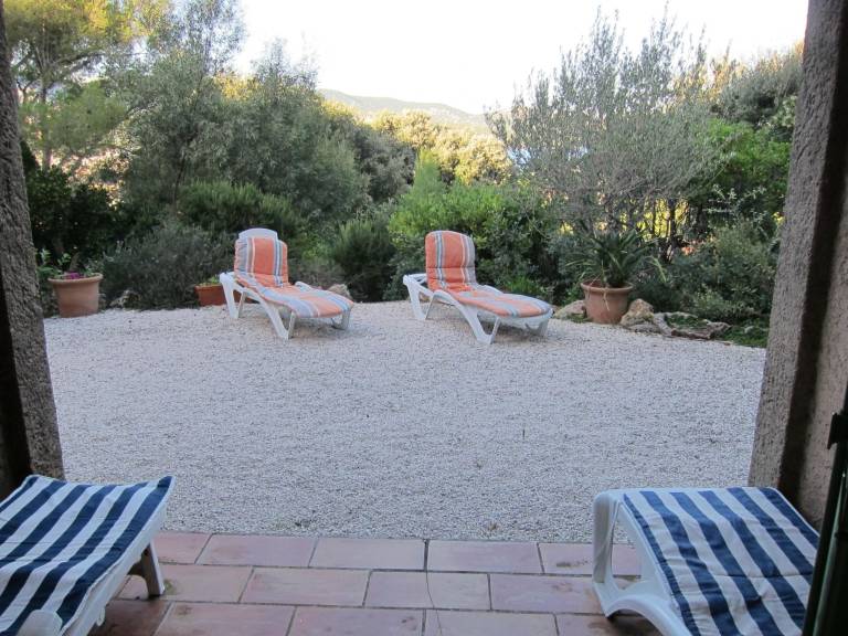 Fully equipped spacious vacation home with terrace, garden & grill | Dogs allowed — photo 5