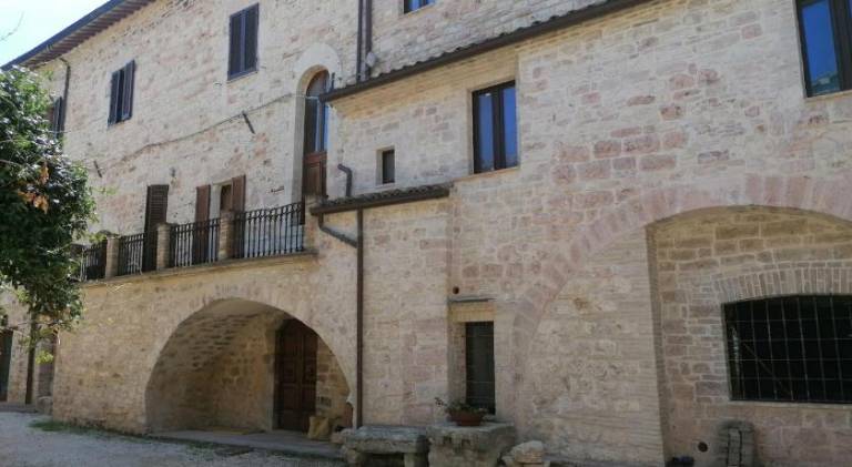 Assisi Hus stanza tripla in appartamento — photo 2
