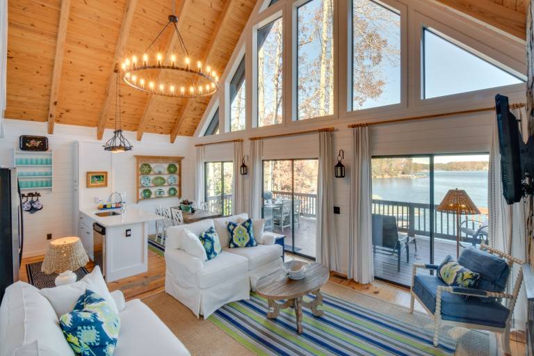Cabin Seneca