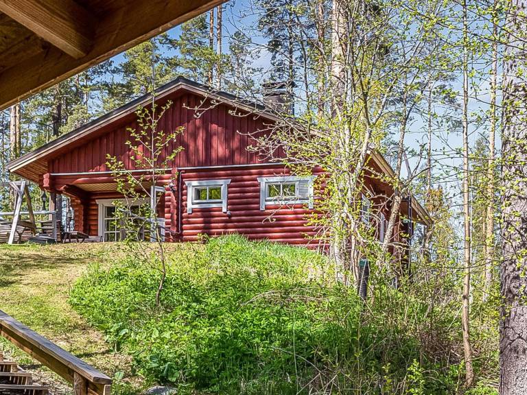 Pleasant vacation home with sauna & patio | Nature view | Pets are welcome — photo 3