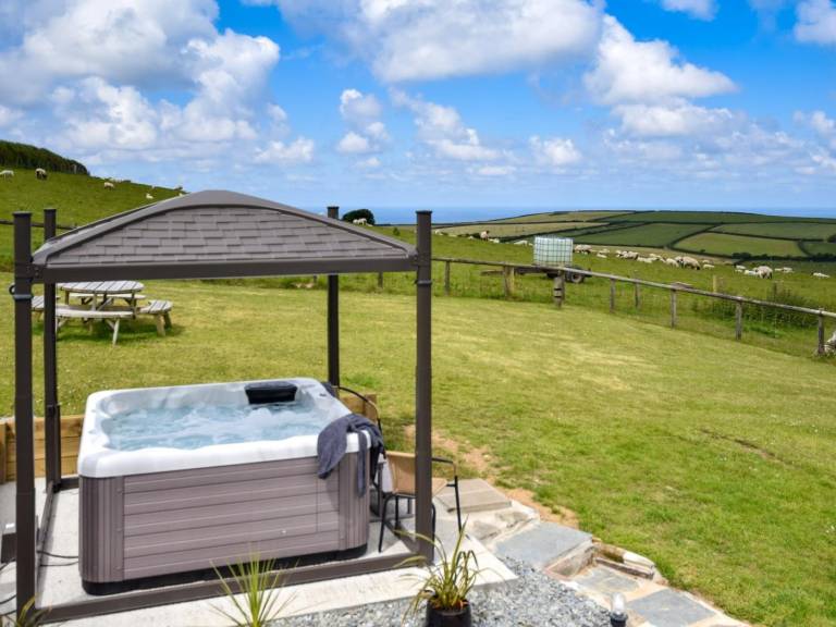 Fully equipped cottage with garden | Pet-friendly in Tintagel