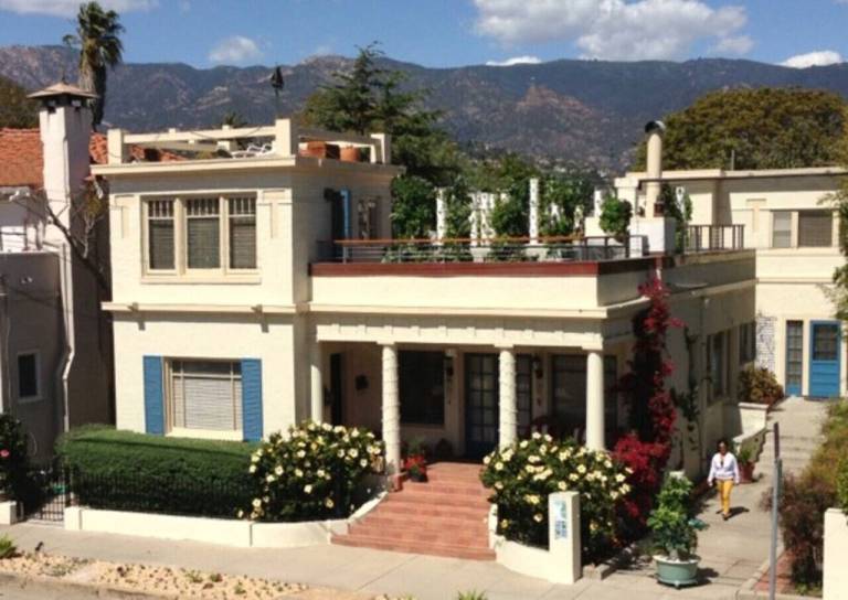 Apartment  West Beach