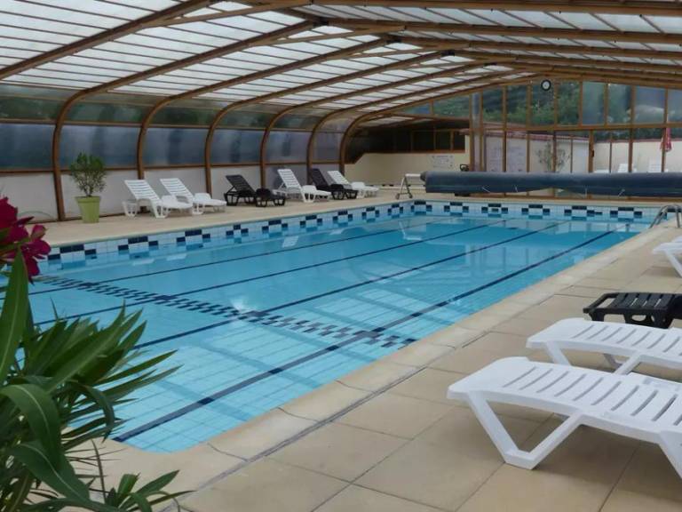 Unusual rental with heated pool & terrace — photo 2
