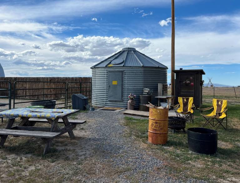 Farmhouse  Riverton