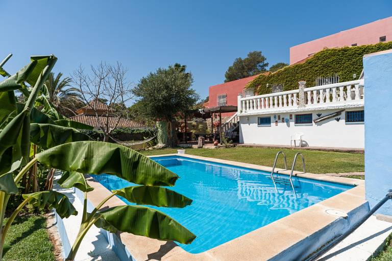 Fully equipped pleasant house with fast internet, private pool & yard | Garden view | Pet-friendly in Vejer de la Frontera