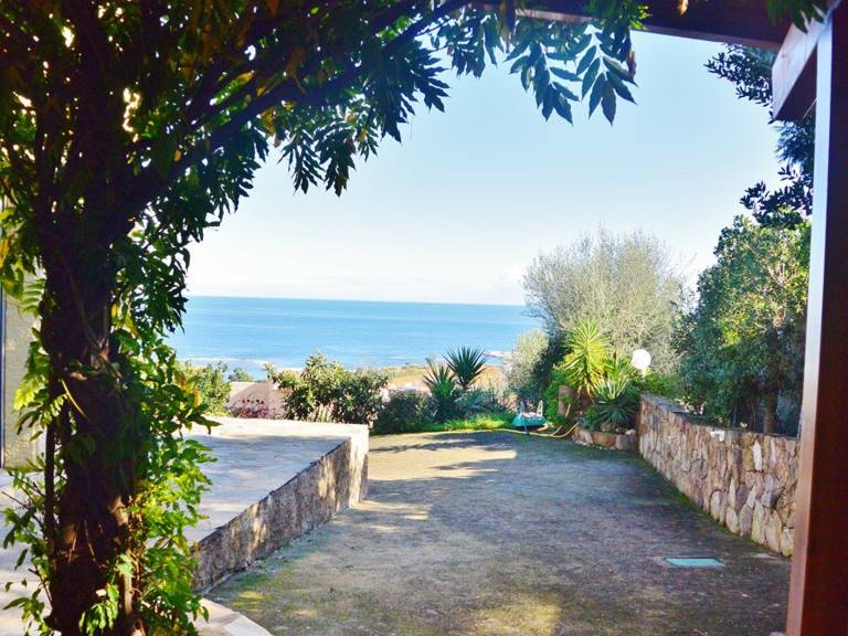 House with 3 rooms for 6 persons — photo 4