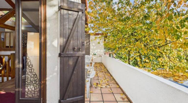 Villa with 5 rooms for 12 persons — photo 5