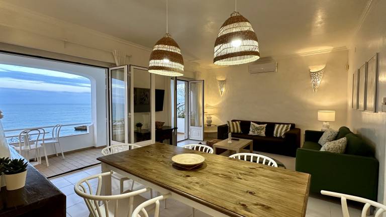 Villa with private pool, BBQ & yard | Beach view — photo 5