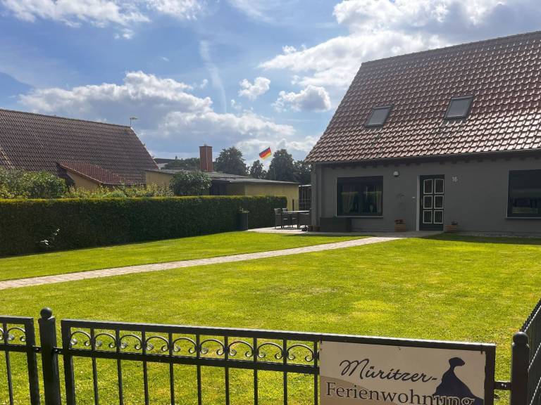 Ferienhaus mit Hund in Ludorf, Müritz f&uuml;r max. 6 Personen