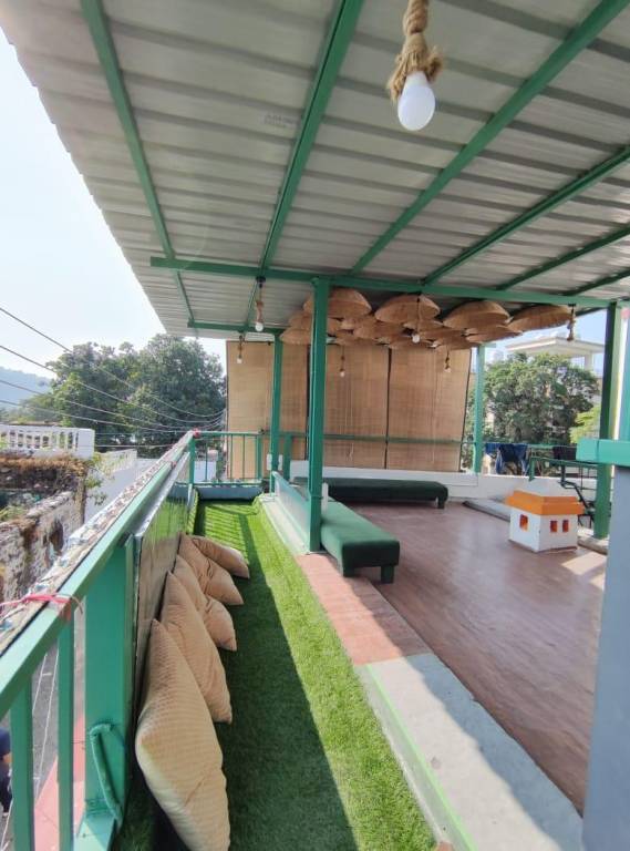 Guru Homestay
