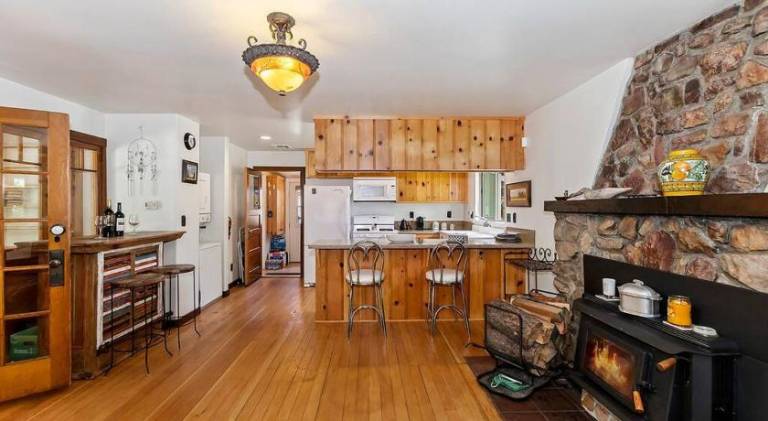 Fully equipped vacation home with barbeque, terrace & garden | Suitable for remote work | Pets are welcome — photo 3