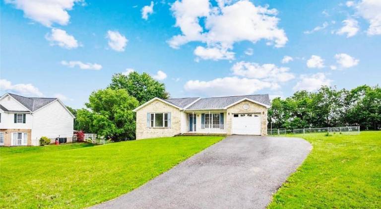 Vacation home with 3 rooms for 5 persons in Martinsburg, WV
