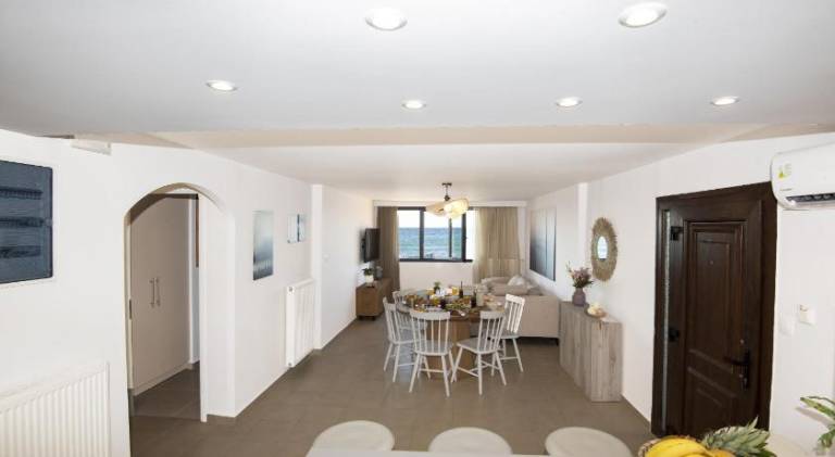 Villa with 2 rooms for 6 persons — photo 2