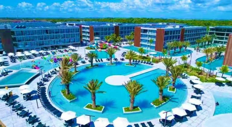 Porto 2 Life Resort LUXUOSO Disponivel em Abril in Ipojuca