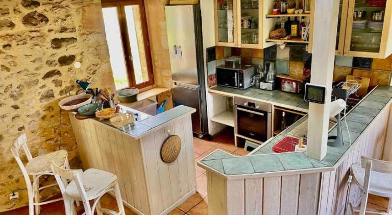 Spacious Family Home with Private Pool, Garden and Forest, Dordogne Countryside — photo 2