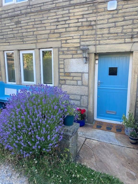 Cottage  Holmfirth