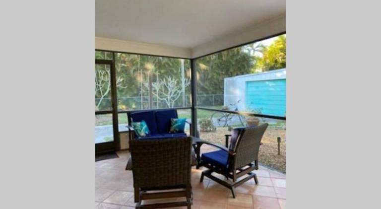 Beautiful vacation home with pool | Pets allowed — photo 3