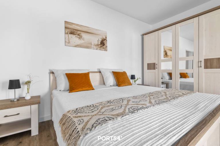 "Experience Tranquility and Adventure at Our Fehmarn Holiday Apartment!" — photo 4