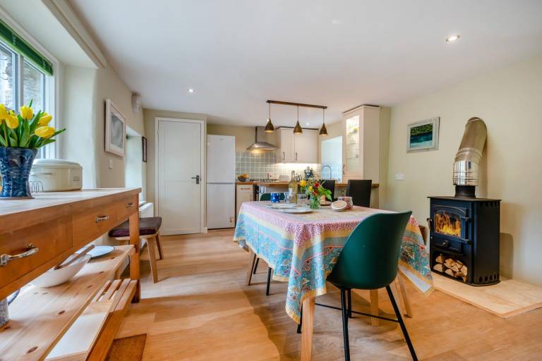 Fully equipped charming cottage with barbecue & yard | Dogs allowed — photo 3