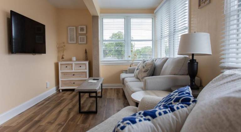 Apartment with 2 rooms for 4 persons in Jacksonville Beach, FL