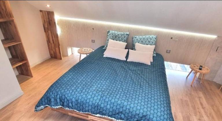 ! Magnifique Triplex climatise Avec Sauna Cœur De Ville ! — photo 2
