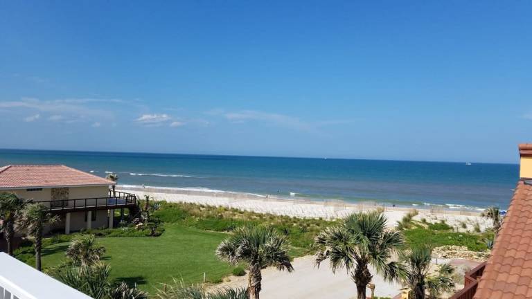 Just Beachy A Luxury Retreat Sleeps 12 3 Levels with Elevator- Perfect for 1-3 Families — photo 4