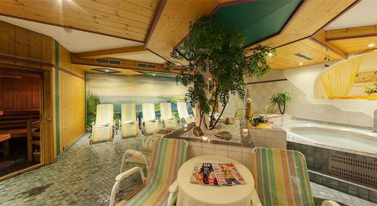 Nice serviced apartment with patio, garden & sauna | Suitable for remote work | Pets allowed — photo 2