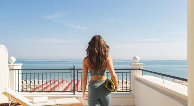 Hotel Soraya - Spiaggia Sawasdee with Beach & Parking in Misano Adriatico