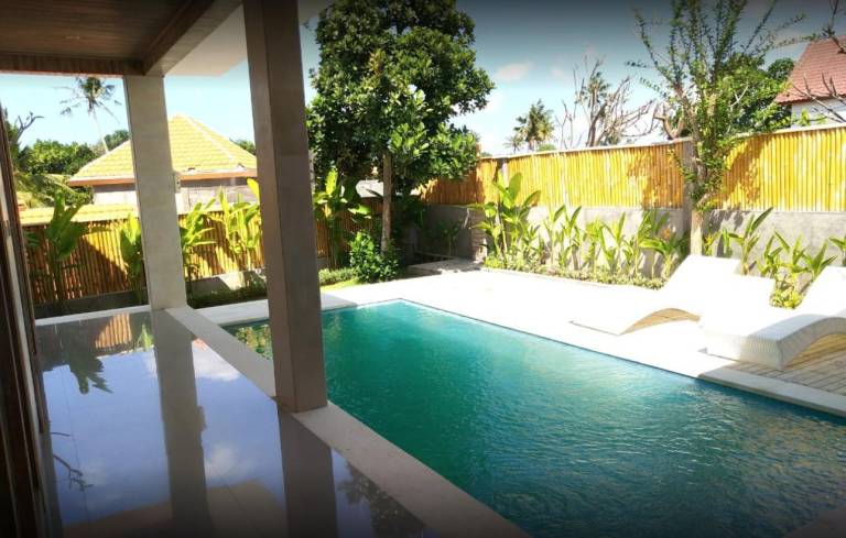 Ample villa with pool & yard | Suitable for remote work | Dogs allowed — photo 5