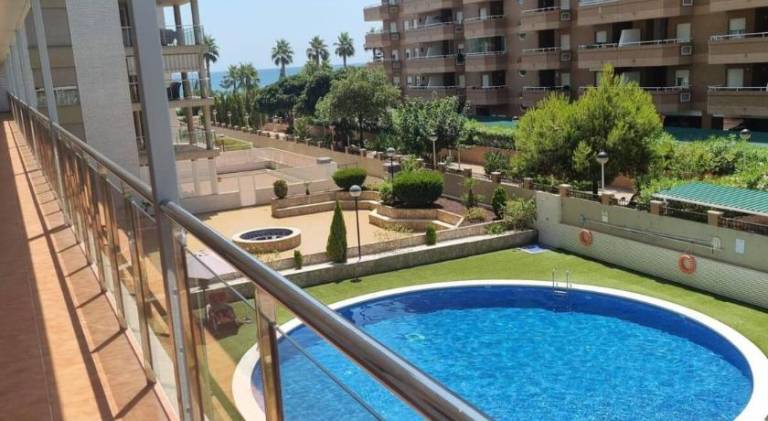 Lovely rental apartment with pool, patio & hot tub | Beach nearby | Pets allowed — photo 2