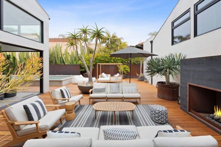 House  Eastern Malibu